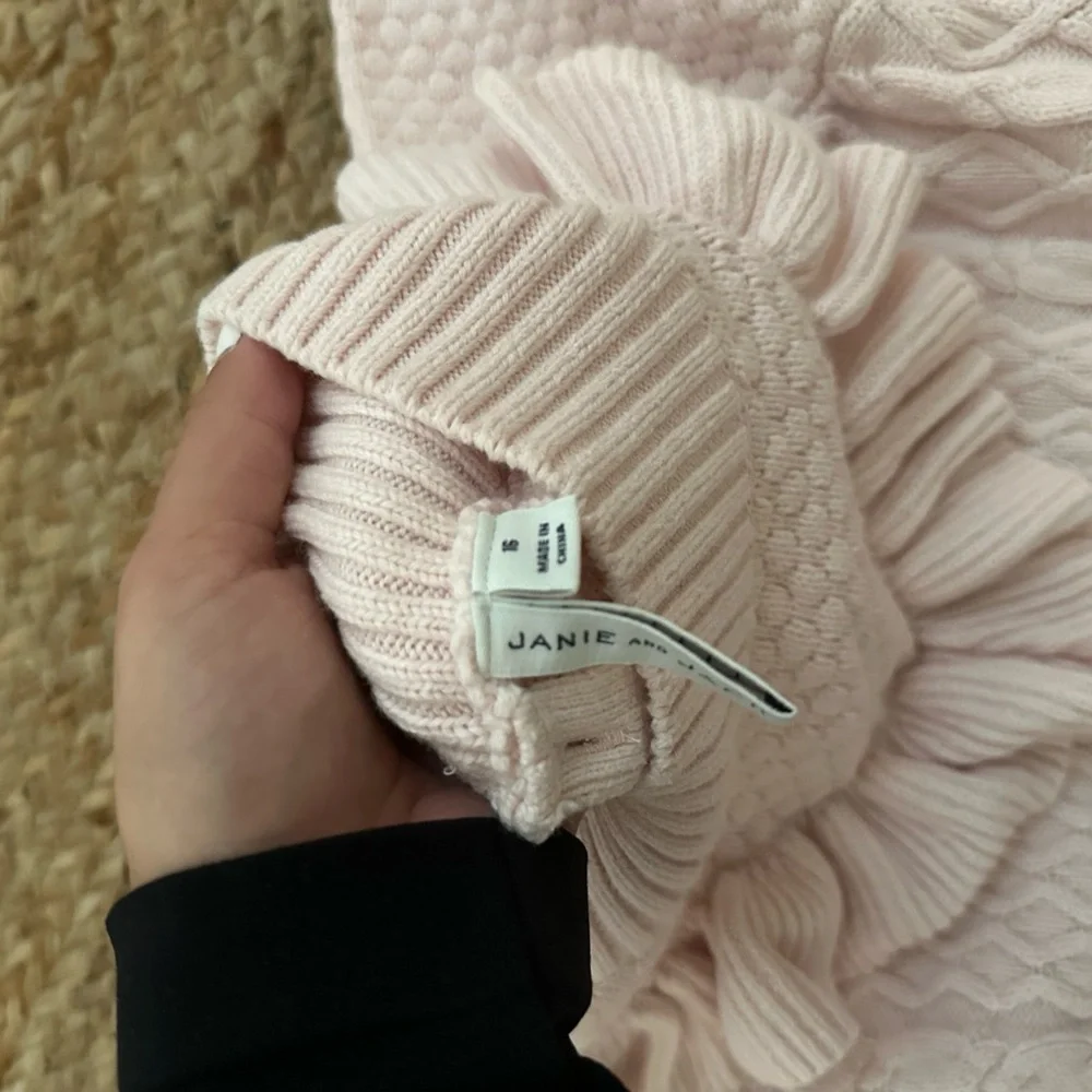CABLE KNIT RUFFLE SWEATER - Picture 3 of 6